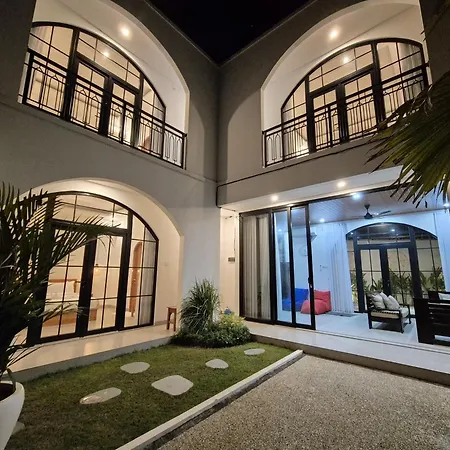 3Br Comfy Stylish Villa Coogee Canggu